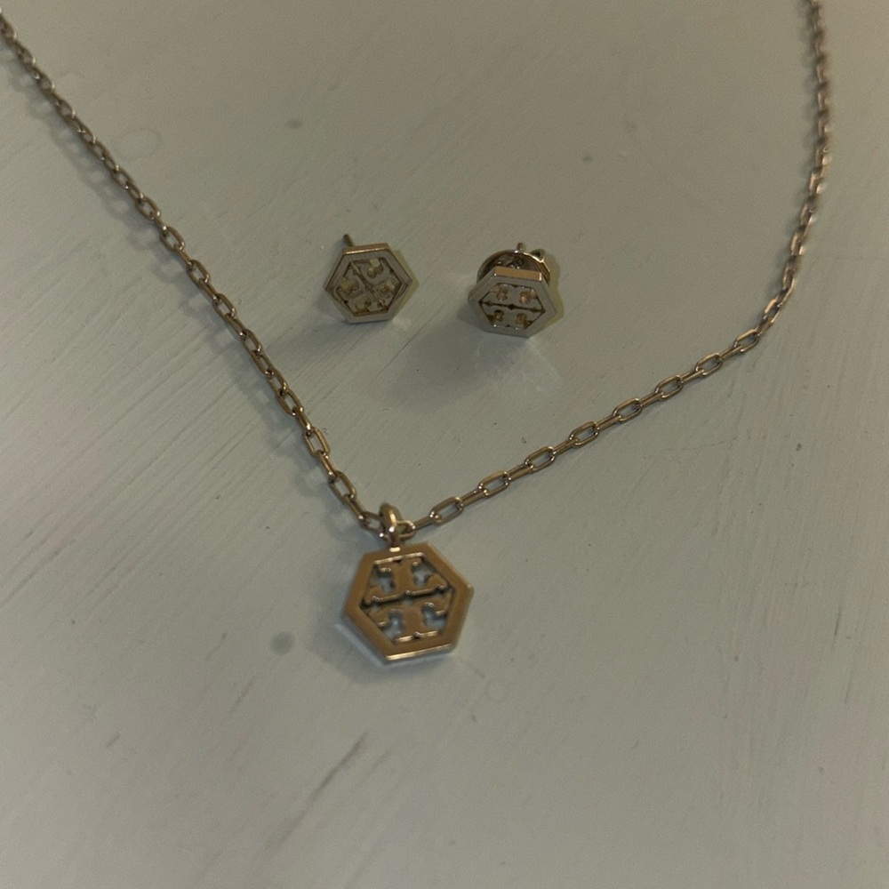 Tory Burch Hex Logo Pendant Necklace and Earrings
